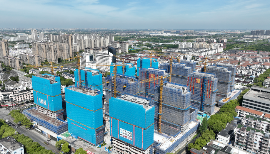 【快訊】又一重點民生項目封頂！集團公司承建的太倉市城市更新原城三小地塊項目順利封頂